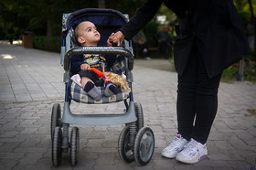 به نگاه مادر سوگند